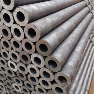 ASTM ST37 ST52 لوله فولادی کربن بدون درز نورد سرد برای مبدل حرارتی 300 میلی متر