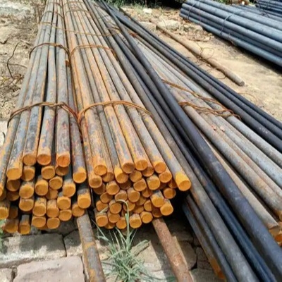 میله فولاد کربنی 5mm ~ 200mm ASTM C45 S4c Ck45 جوش بدون درز سطح آلیاژ ملایم