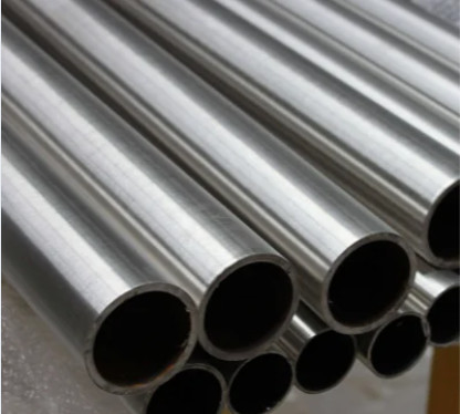 لوله فلز ضد زنگ 304 پولیش شده 3000mm-12000mm طول برای راه حل های لوله کشی