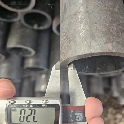 SA-210-A1 70mm OD 7.2mm ضخامت لوله دور بدون درز کشیده شده سرد برای لوله دیگ